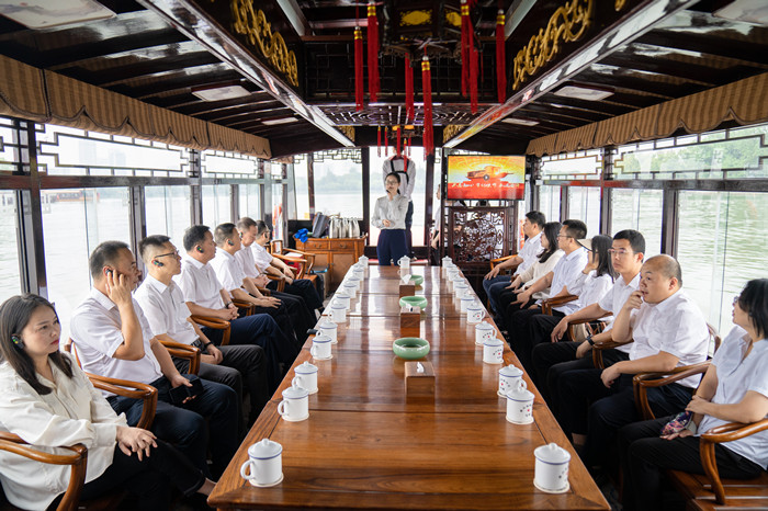 组织生活会_副本.jpg